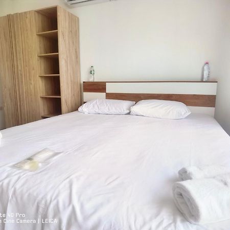 115 Townhouse Hotel Ban Khlong Krang Exterior foto