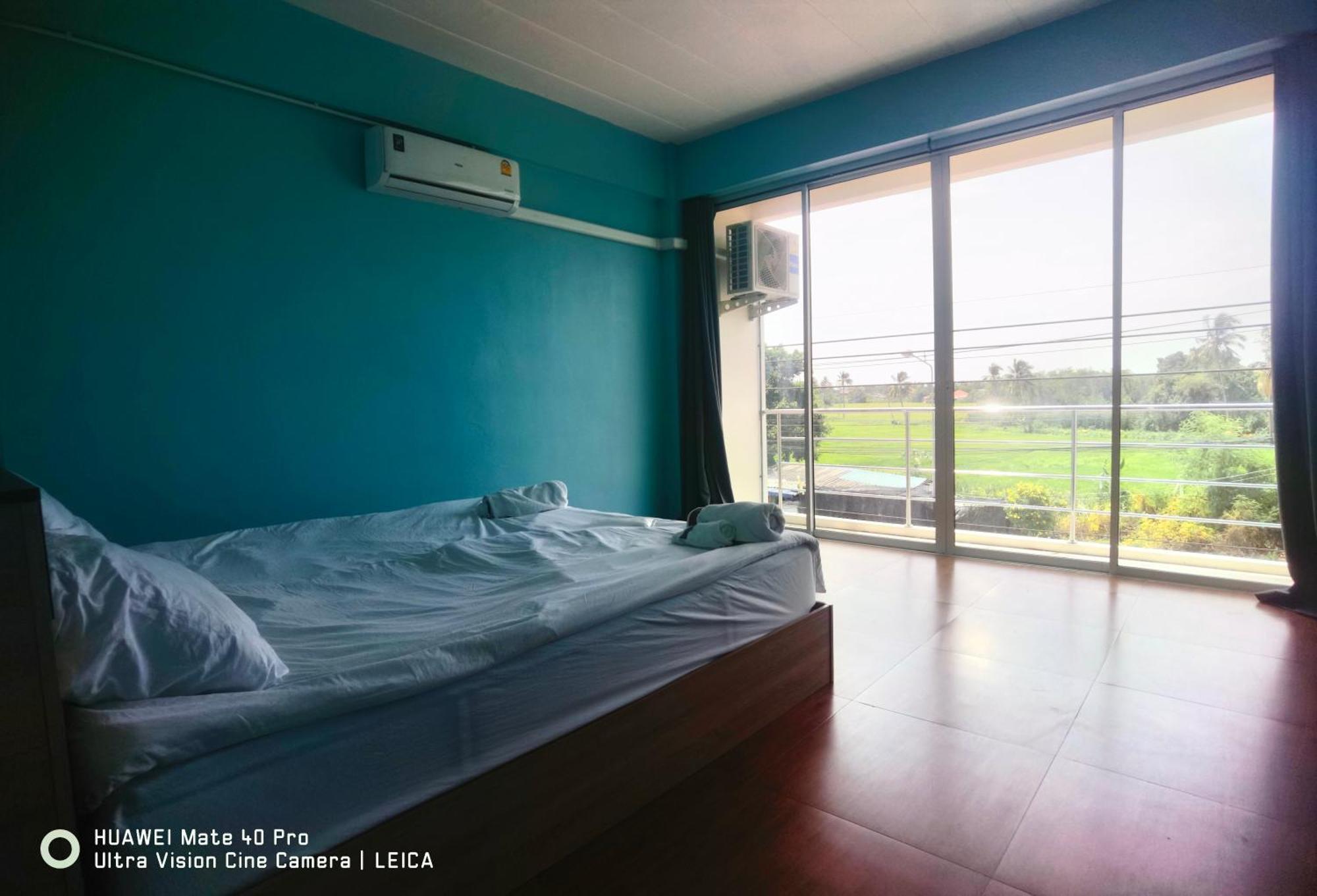 115 Townhouse Hotel Ban Khlong Krang Exterior foto