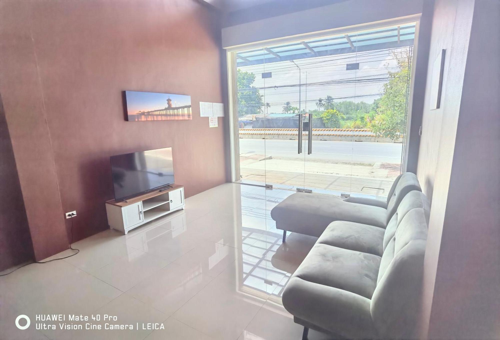 115 Townhouse Hotel Ban Khlong Krang Exterior foto