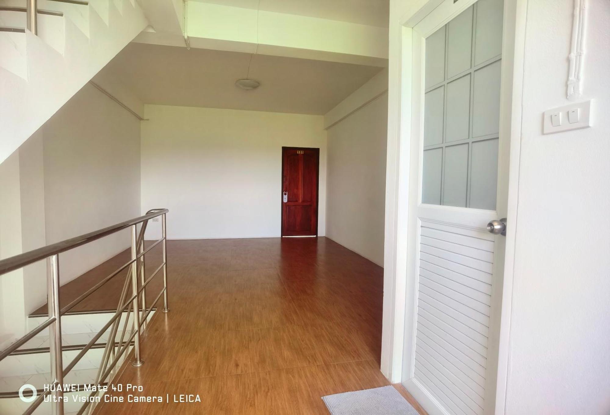 115 Townhouse Hotel Ban Khlong Krang Exterior foto