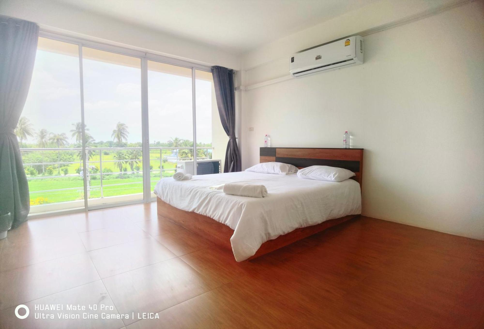 115 Townhouse Hotel Ban Khlong Krang Exterior foto