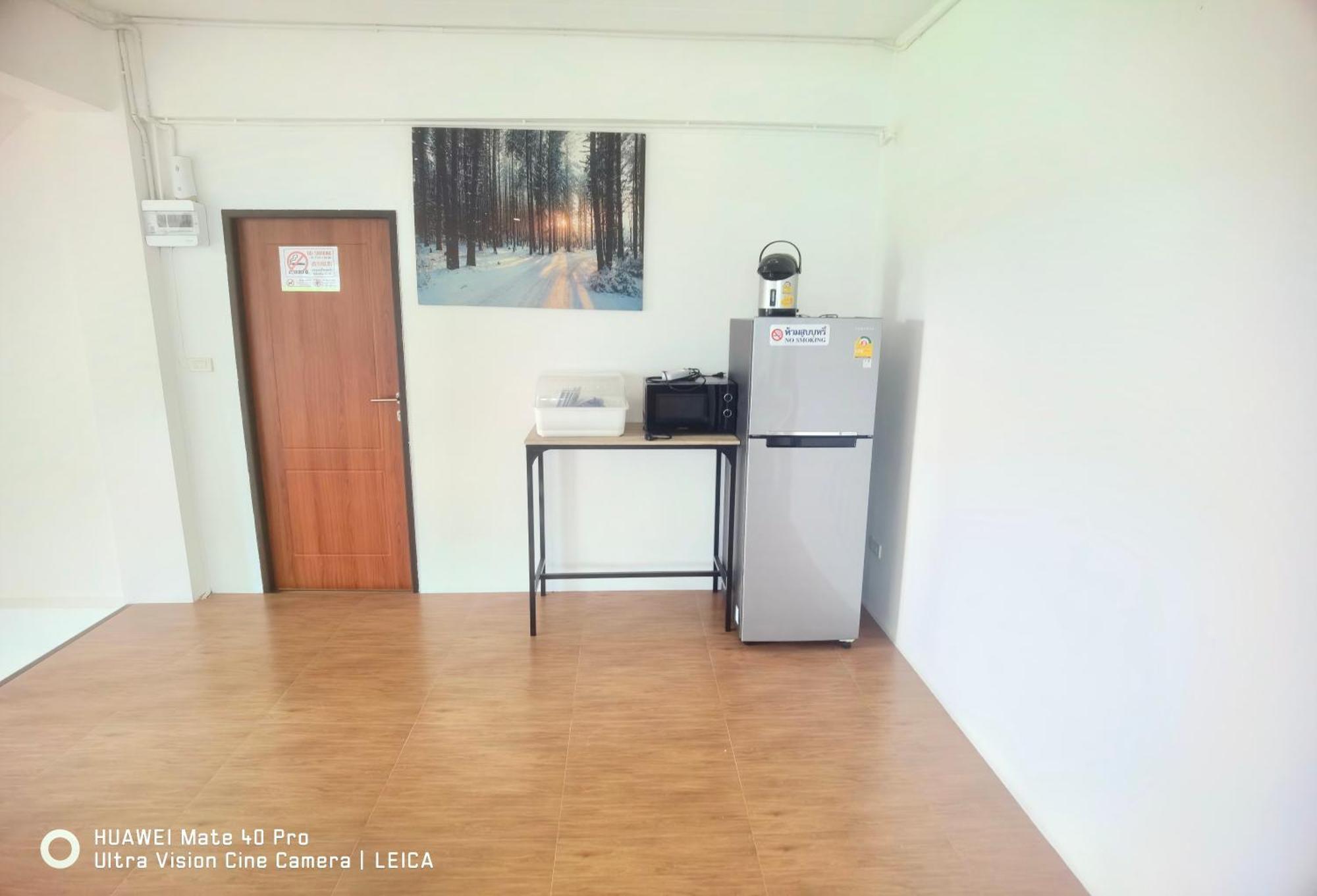 115 Townhouse Hotel Ban Khlong Krang Exterior foto