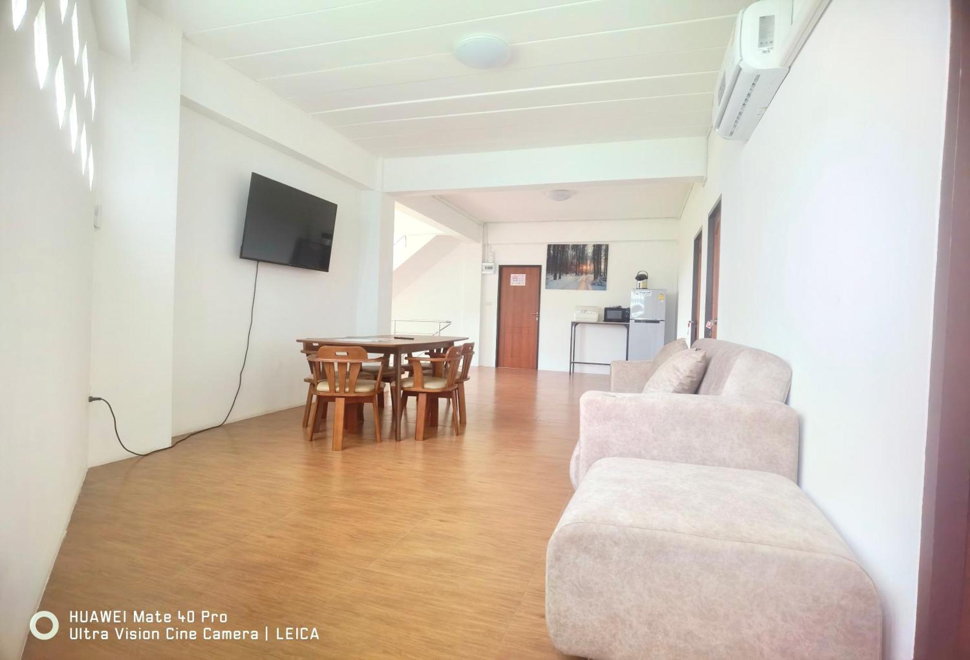 115 Townhouse Hotel Ban Khlong Krang Exterior foto