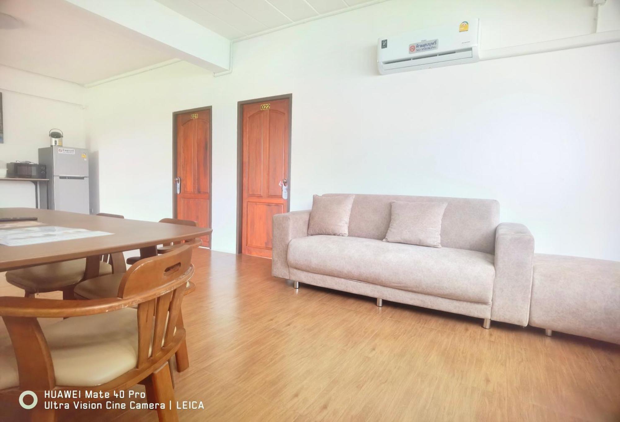 115 Townhouse Hotel Ban Khlong Krang Exterior foto